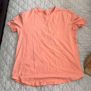 Women’s lululemon Peach T-Shirt